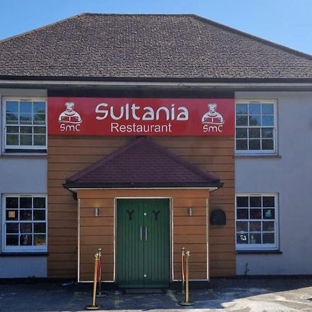 Sultania Motel And Catering Hedgerley Zewnętrze zdjęcie